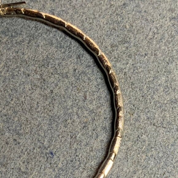 Heart Hoop Pierced Earrings Skinny Silver Textured Snap Retro Vintage Valentine - Picture 3 of 6